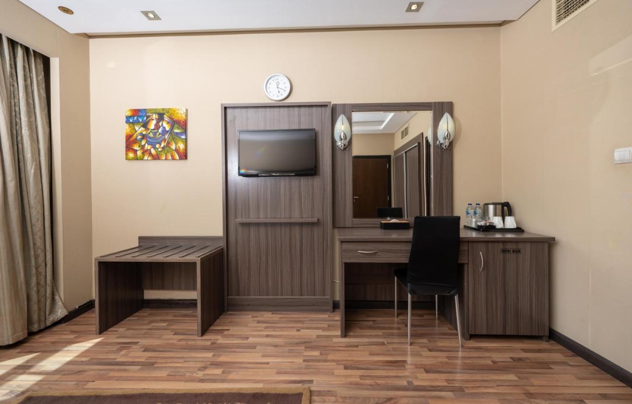 Pearl Swiss Hotel Dubai Dış mekan fotoğraf