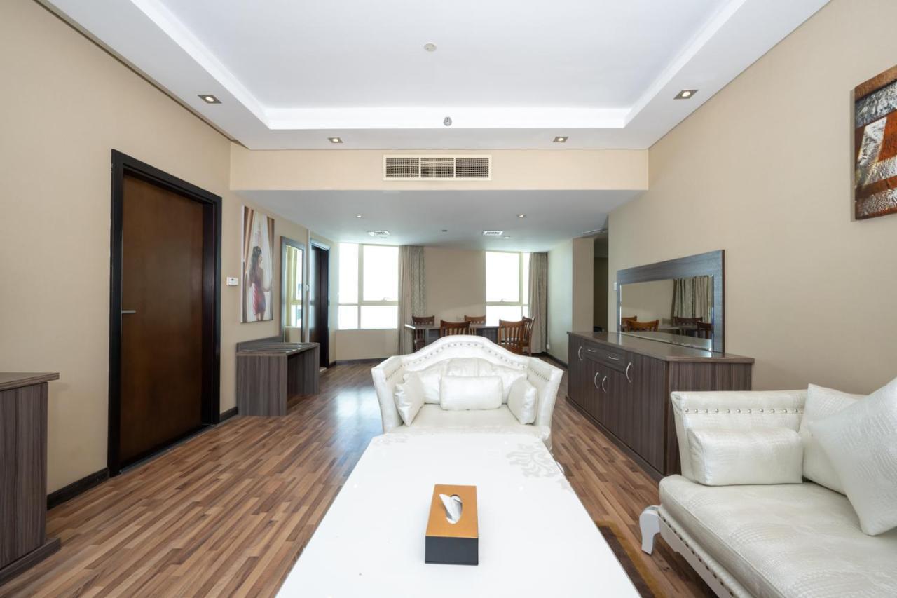 Pearl Swiss Hotel Dubai Dış mekan fotoğraf