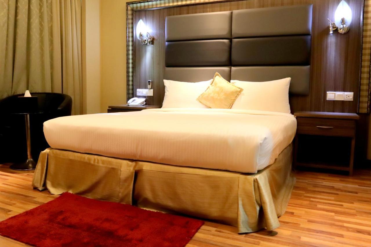 Pearl Swiss Hotel Dubai Dış mekan fotoğraf
